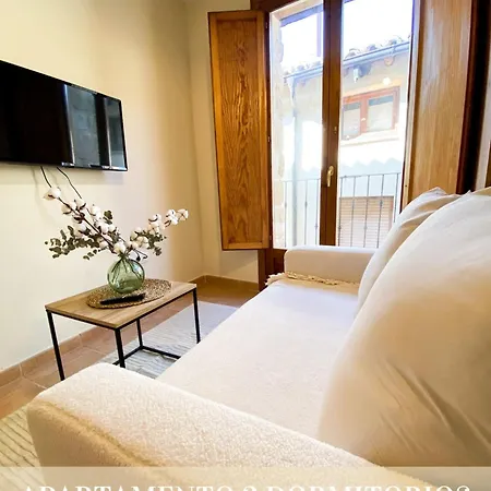 Apolonia, * La Fresneda