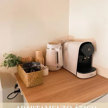 Apolonia, * La Fresneda