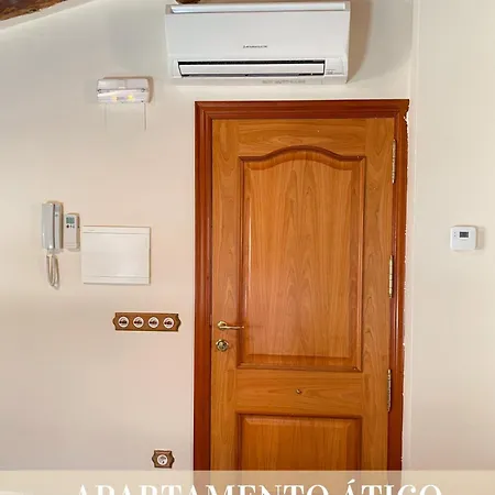 Apolonia, Apartamento