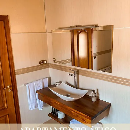 Apolonia, Apartmán *