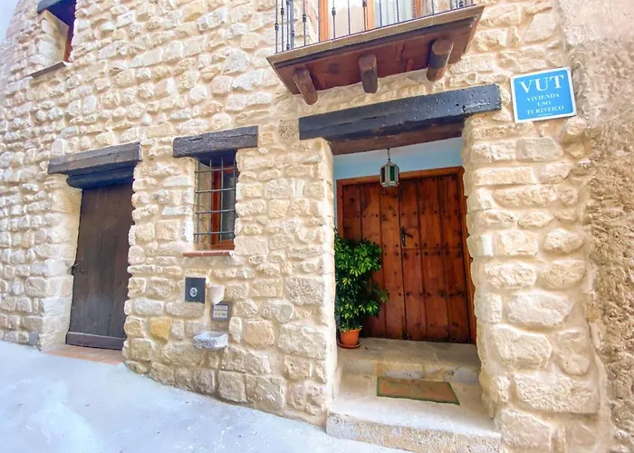 Apolonia, * La Fresneda